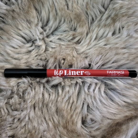 Farmasi Makeup Farmasi Lip Liner 26 Poshmark